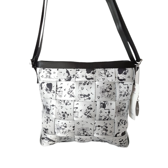 Disney Bags Nwt Disney Parks Harveys Disney Steamboat Willie 928